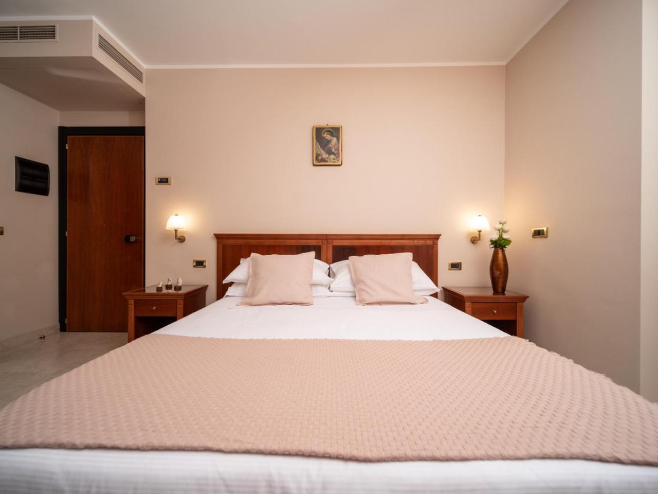 Hotel San Pio 3*